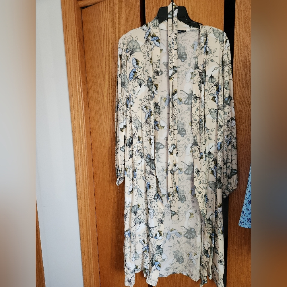 Flower print wrap dress/ blouse
